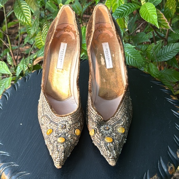 Pollini beaded crushed velvet heels, size 39.5 (9 US) - Picture 2 of 9